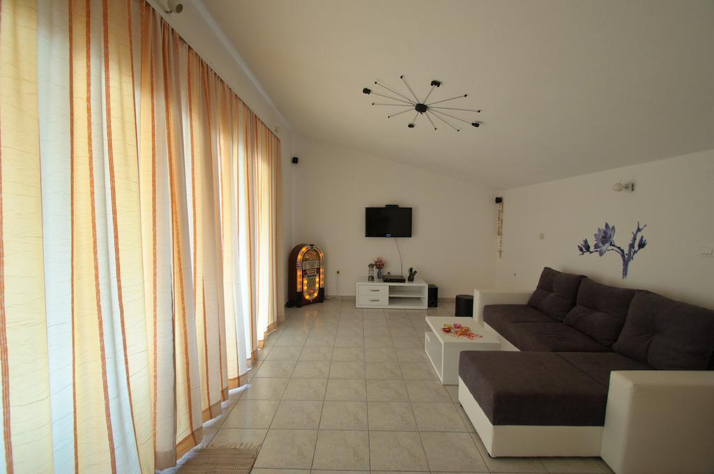 Holiday Home Villa Venta 트로기르 객실 사진